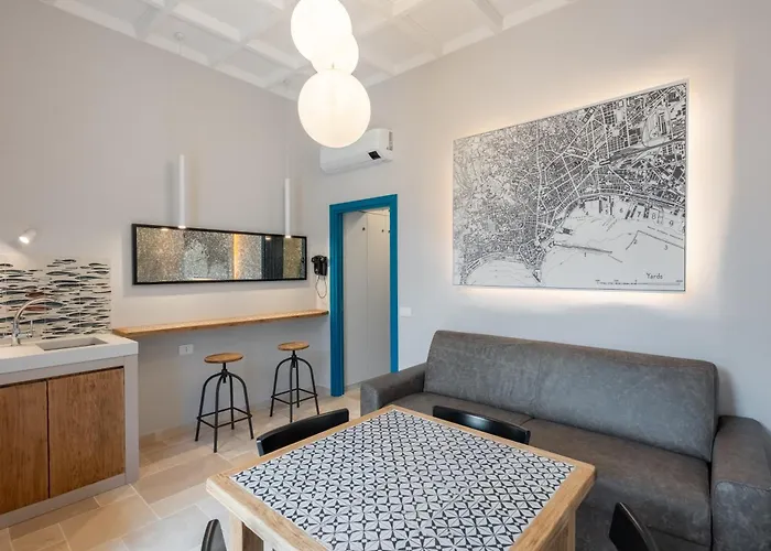 Apartment Agnone 18 By Domusextra Neapel