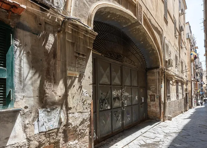 Apartment Agnone 18 By Domusextra Neapel