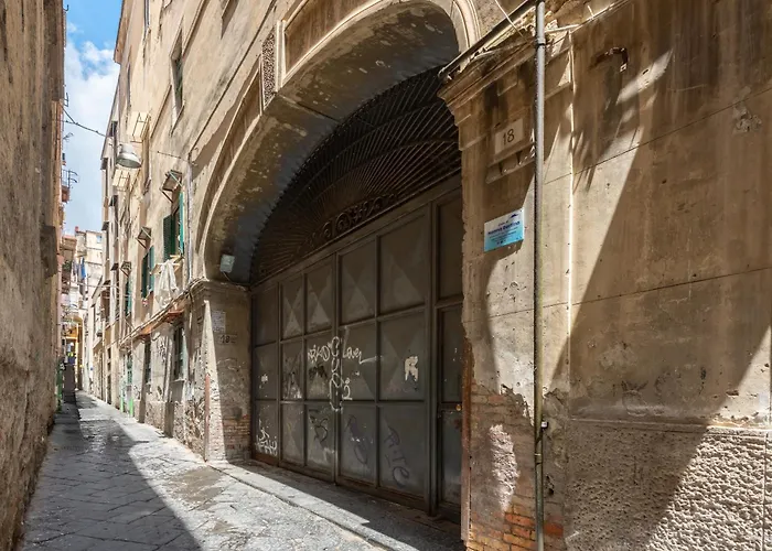 Agnone 18 By Domusextra Neapel